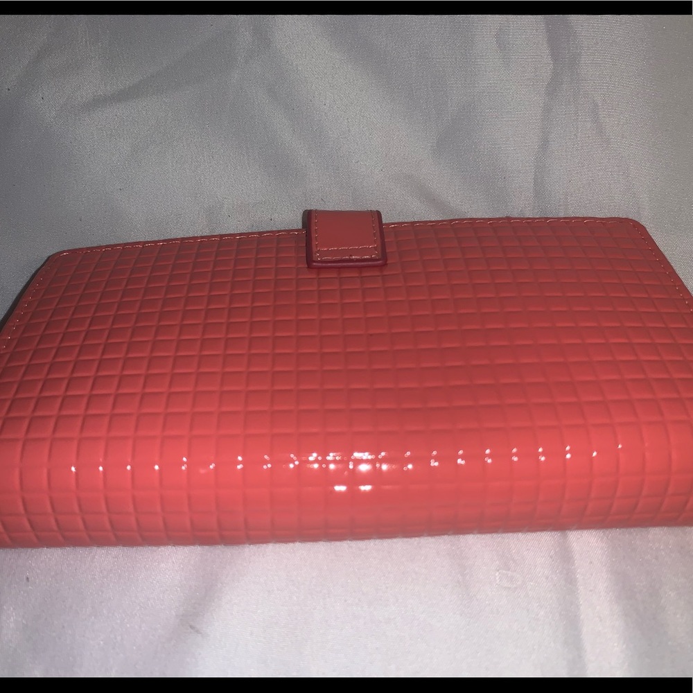 Pink clutch - Picture 2 of 3